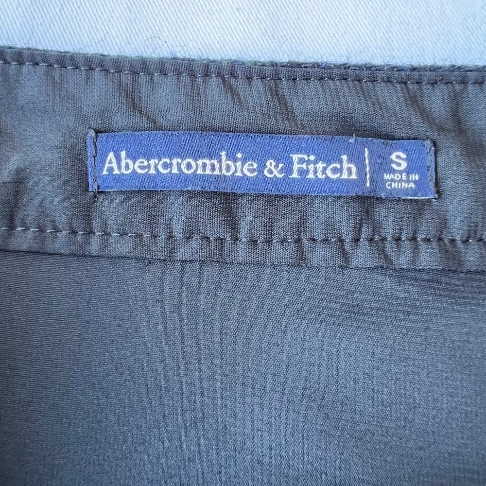 Abercrombie and Fitch Navy & Green Wool Blend Tartan Side Zip Skirt - Picture 7 of 10